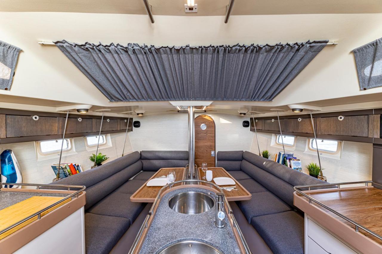 Relaxing Stay On A 38Ft Sail Yacht Arrecife  Exterior photo