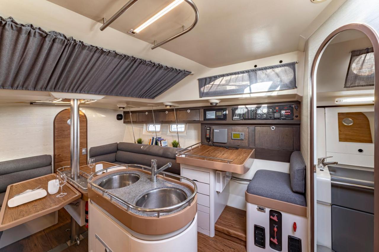 Relaxing Stay On A 38Ft Sail Yacht Arrecife  Exterior photo